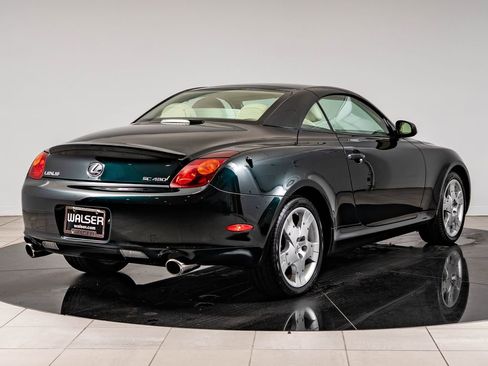 Used 2004 Lexus SC 430 Convertible RWD image 11