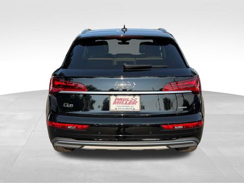 Used 2023 Audi Q5 2.0T Premium w/ Convenience Package AWD/4WD image 7