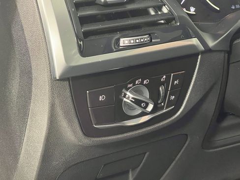Used 2021 BMW X3 xDrive30i w/ Convenience Package image 13