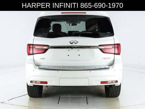 Used 2024 INFINITI QX80 Sensory AWD/4WD image 9