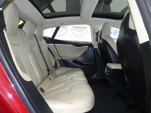 Used 2016 Tesla Model S 75D image 21