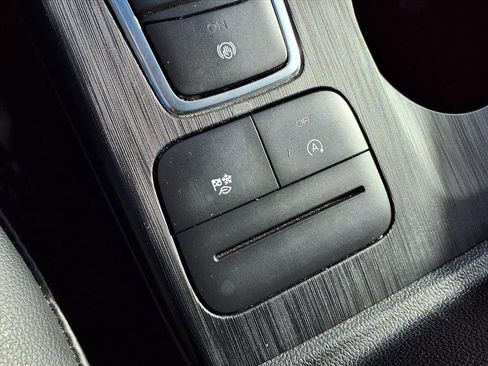 Used 2021 Ford Escape SEL w/ SEL Stealth AWD Package image 12