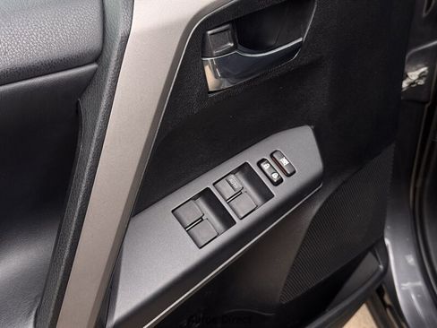 Used 2016 Toyota RAV4 XLE FWD image 28