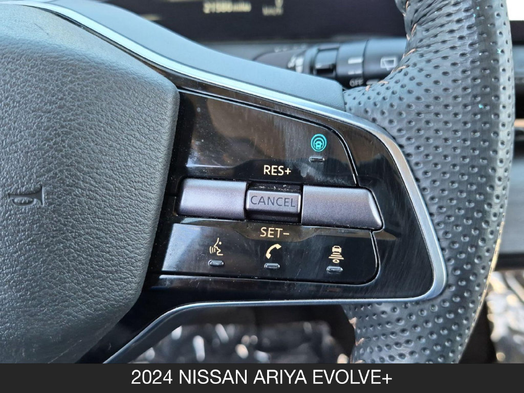 Used 2024 Nissan Ariya AWD image 19