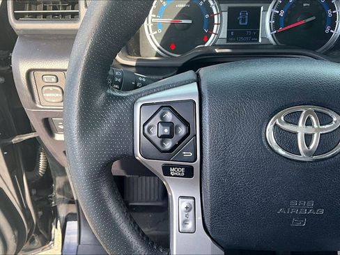 Used 2016 Toyota 4Runner SR5 RWD image 11