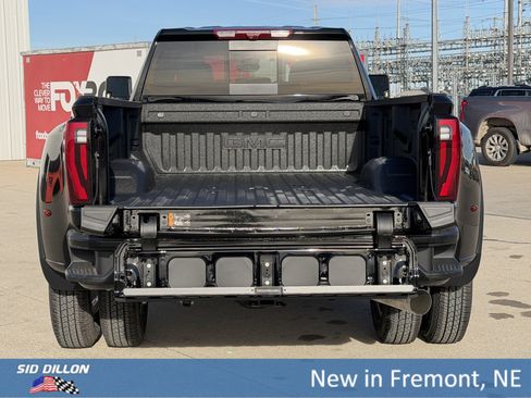 New 2026 GMC Sierra 3500 Denali image 5