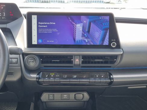 Used 2024 Toyota Prius Limited w/ Limited Premium Package FWD image 16