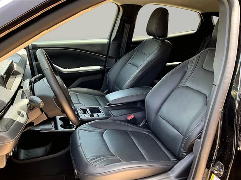 Certified 2025 Ford Mustang Mach-E Premium RWD image 7