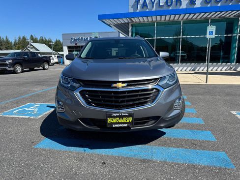Used 2019 Chevrolet Equinox LT image 2