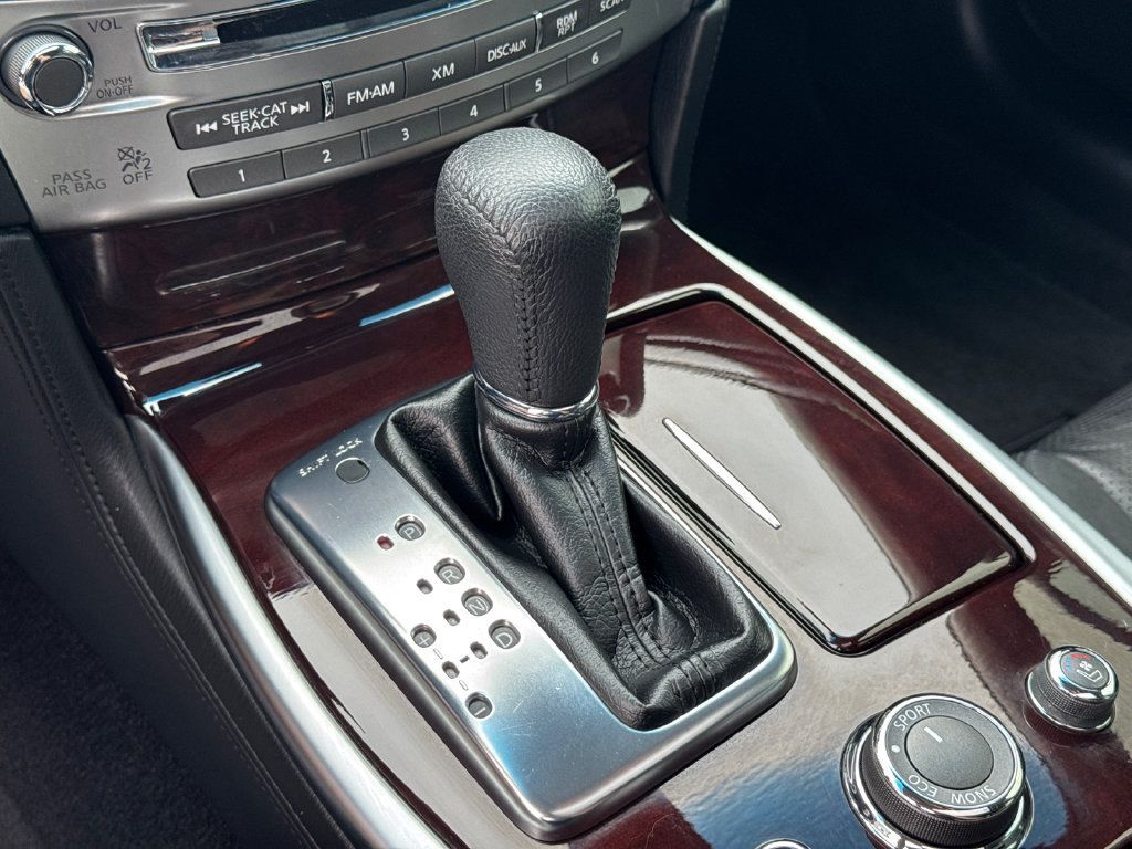 Used 2012 INFINITI M37 w/ Premium Pkg RWD image 30
