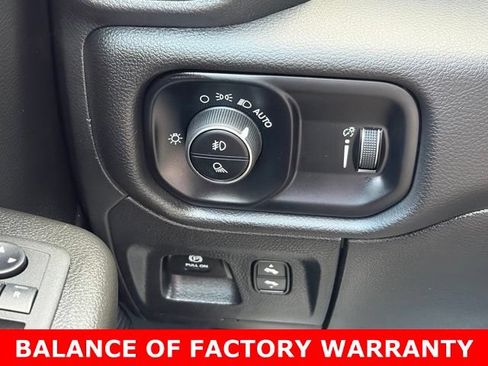 Used 2024 RAM 1500 Big Horn AWD/4WD image 19
