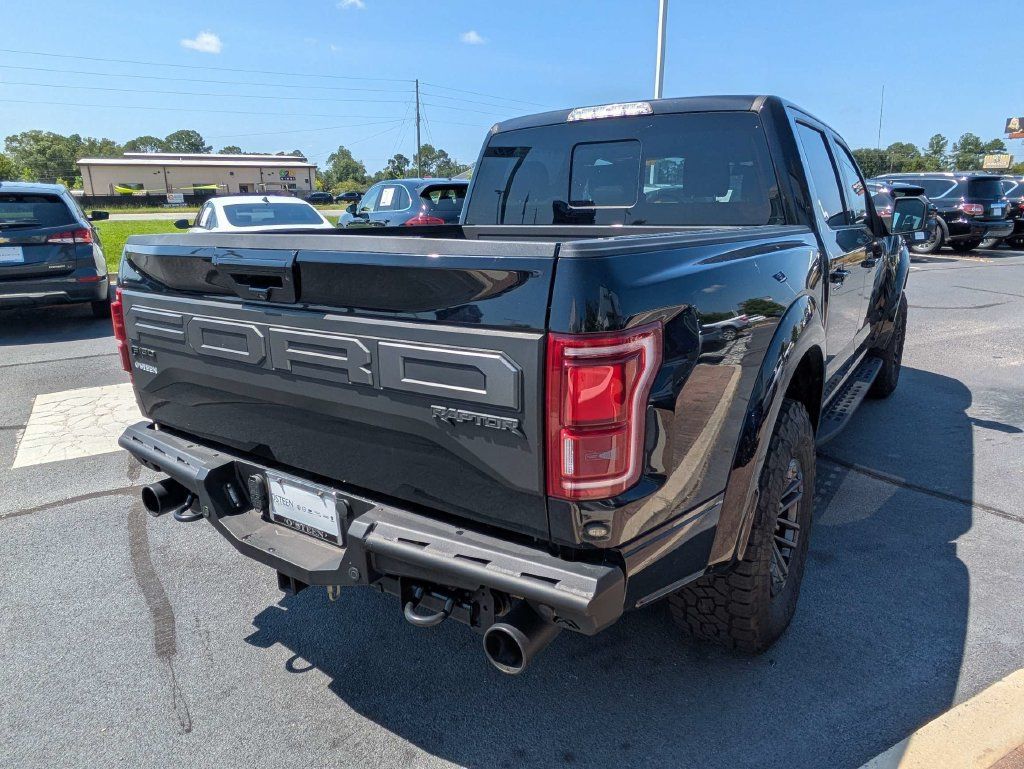 Used 2020 Ford F150 Raptor w/ Equipment Group 802A Luxury AWD/4WD image 5