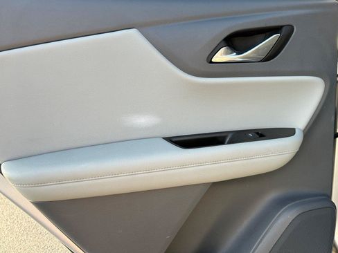 Used 2021 Chevrolet Blazer LT FWD image 36