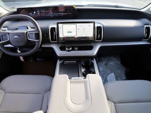 New 2026 Ford Expedition Max Active image 26