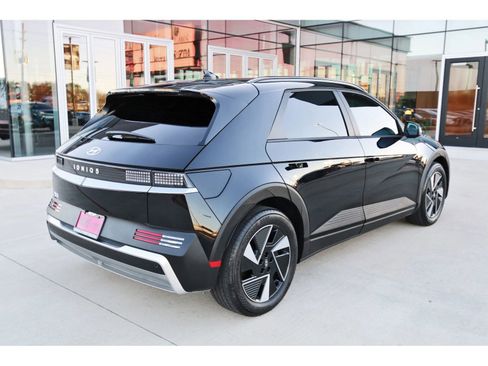 Certified 2025 Hyundai Ioniq 5 SEL image 9