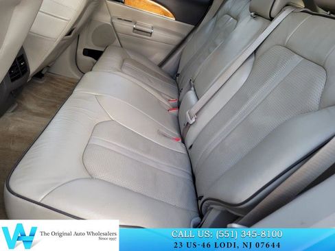 Used 2015 Lincoln MKX AWD w/ Equipment Group 102A image 10