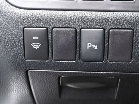 Used 2017 Toyota Highlander Limited w/ Protection Package #3 AWD/4WD image 16