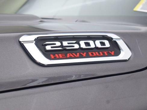 New 2026 RAM 2500 Big Horn AWD/4WD image 18