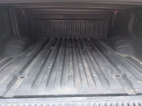 Used 2020 Nissan Titan PRO-4X image 29