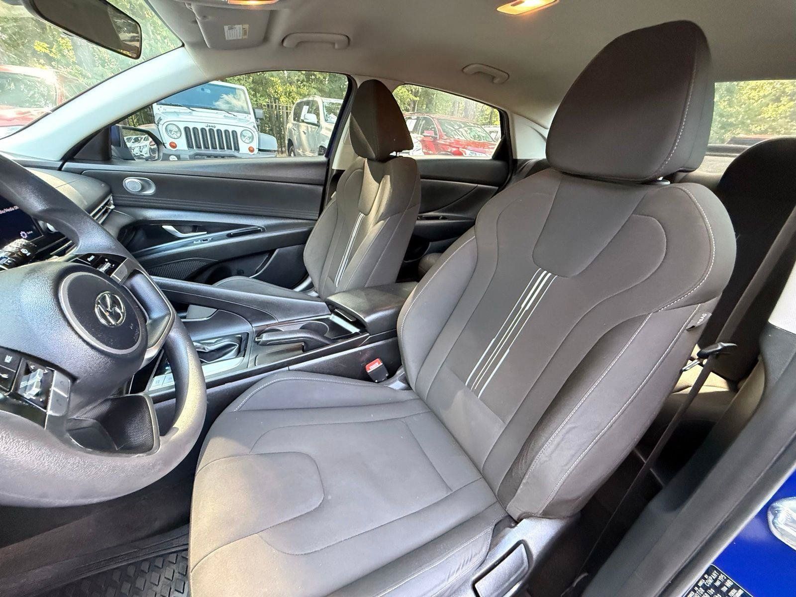 Used 2021 Hyundai Elantra SEL FWD image 44