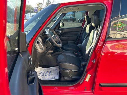 Used 2018 FIAT 500L Pop w/ Premium Group image 9