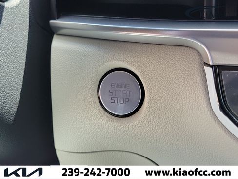 New 2026 Kia Sorento S w/ S Panoramic Sunroof Package FWD image 30