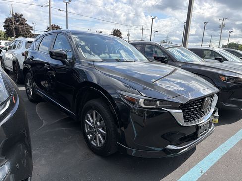Used 2024 MAZDA CX-5 AWD 2.5 S w/ Preferred Package image 2
