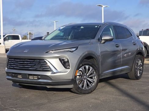 Certified 2024 Buick Envision Preferred image 2