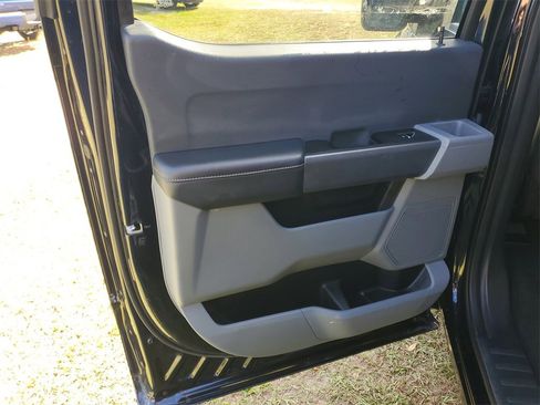 Used 2023 Ford F150 XLT image 28