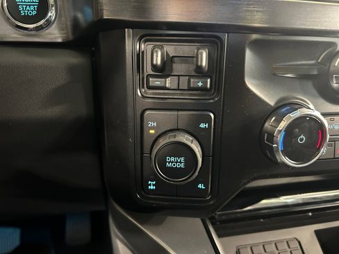 Used 2026 Ford F350 Lariat w/ Chrome Package AWD/4WD image 18