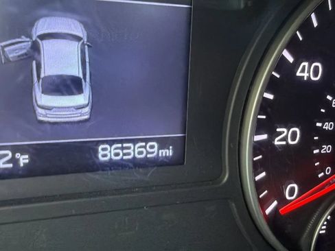 Used 2019 Kia Optima S FWD image 32