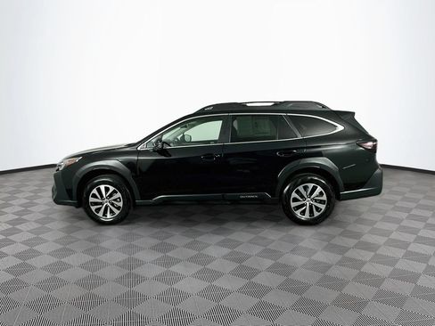Certified 2025 Subaru Outback Premium AWD/4WD image 6