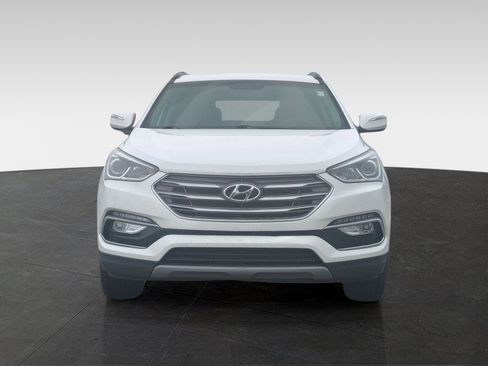 Used 2017 Hyundai Santa Fe Sport FWD image 2