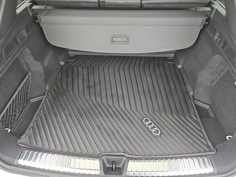 Used 2025 Audi SQ5 Premium Plus image 6