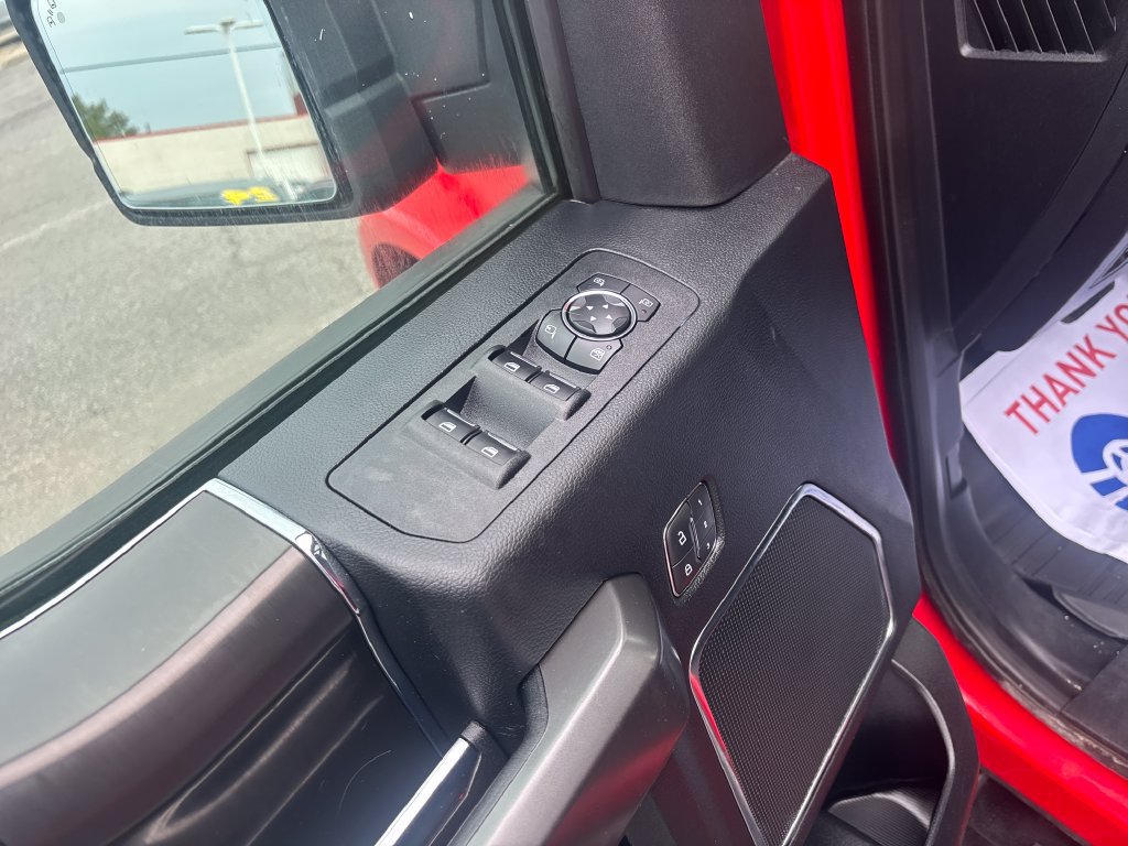 Used 2019 Ford F150 Lariat w/ Equipment Group 502A Luxury AWD/4WD image 15