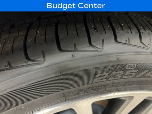 Used 2017 Ford Fusion Titanium FWD image 10