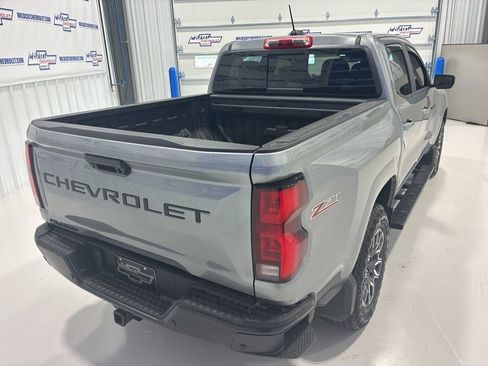 Used 2026 Chevrolet Colorado Z71 w/ Technology Package AWD/4WD image 12