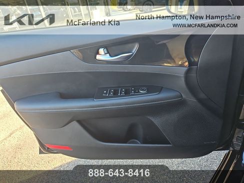 Used 2023 Kia Forte GT-Line w/ GT-Line Premium Package image 12