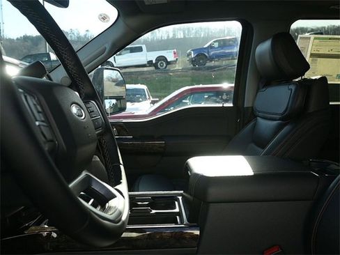 New 2026 Ford F250 Lariat w/ Lariat Ultimate Package image 17