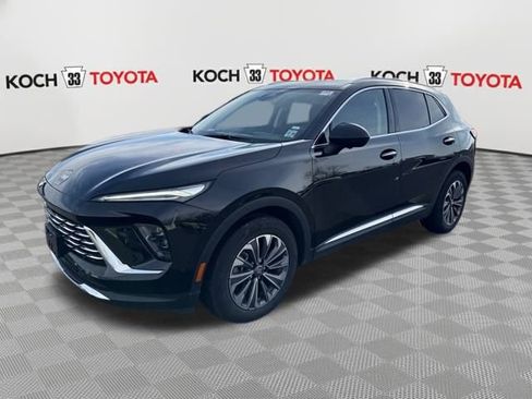 Used 2024 Buick Envision Preferred image 3