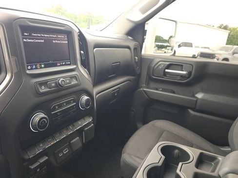 Used 2025 Chevrolet Silverado 2500 Custom w/ Custom Value Package AWD/4WD image 27
