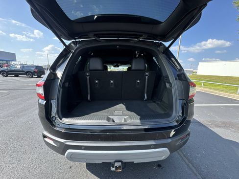 Used 2024 Honda Pilot TrailSport image 24