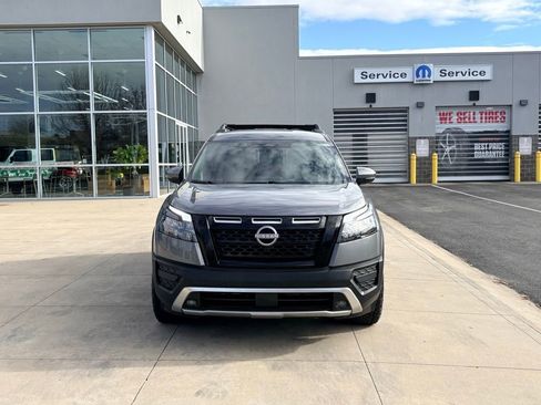 Used 2025 Nissan Pathfinder Rock Creek image 3