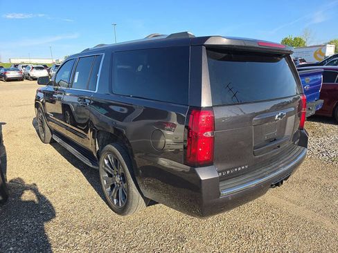 Used 2017 Chevrolet Suburban Premier AWD/4WD image 4