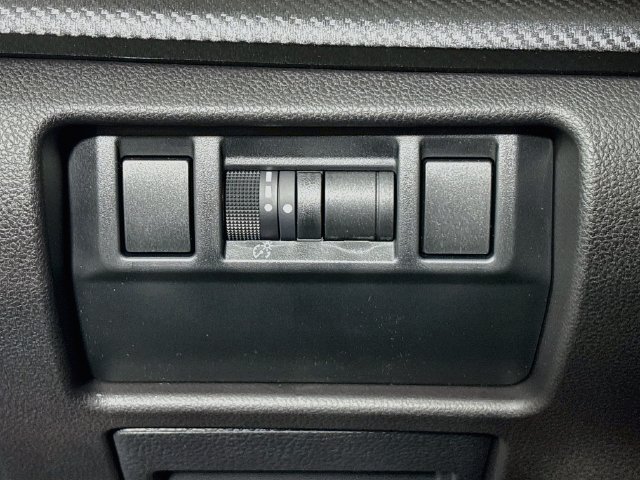 New 2026 Subaru Crosstrek 2.5i Limited AWD/4WD image 10