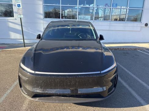 Used 2026 Tesla Model Y Long Range image 7