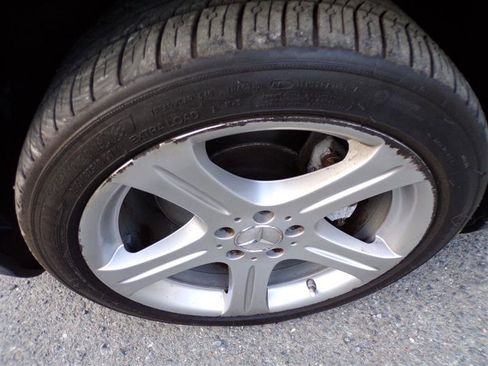 Used 2007 Mercedes-Benz CLS 550 image 39