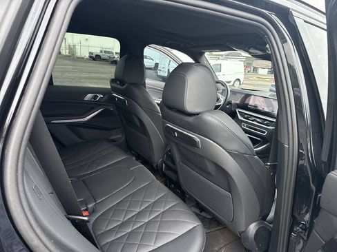 Used 2025 BMW X5 sDrive40i w/ M Sport Package RWD image 34
