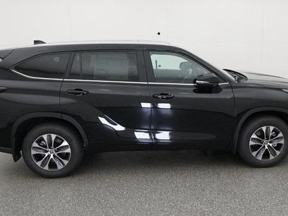 New 2026 Toyota Highlander XLE