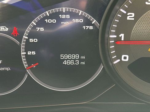 Used 2021 Porsche Cayenne image 19